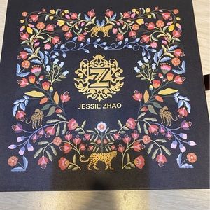 Jessie Zhao scarf